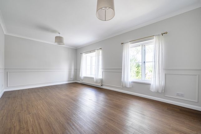 Flat 9, Ferndale, St. Johns Hill, Sevenoaks photo 2