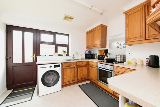 18, Kew Road, Downham Market photo 4