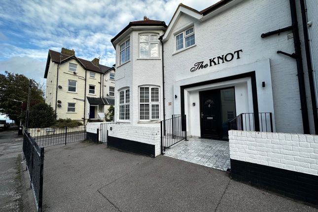 Flat for sale in Beach Road, Westgate-On-Sea, Kent