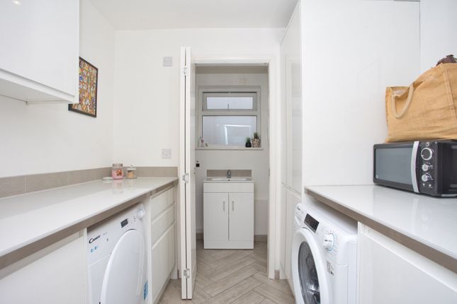 56, St. Martins Road, Kent photo 4