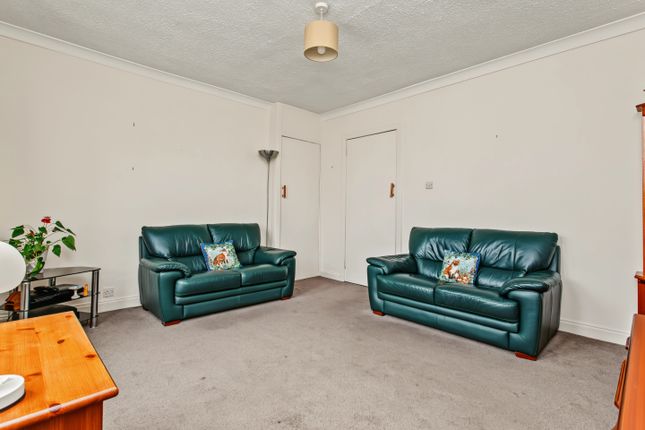 0/2 51 Bruce Road, Paisley, PA3 4SL photo 3