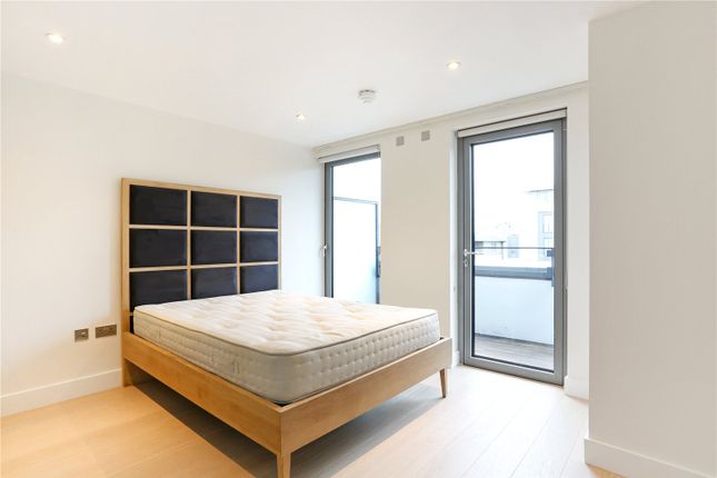 Flat for sale in Bonchurch Road, London