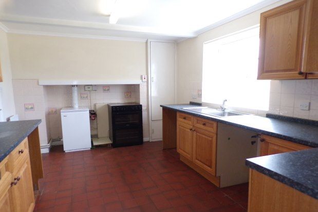 Flat to rent in Lymington Road, New Milton