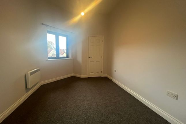 6 Tavern Court, Stowmarket photo 5