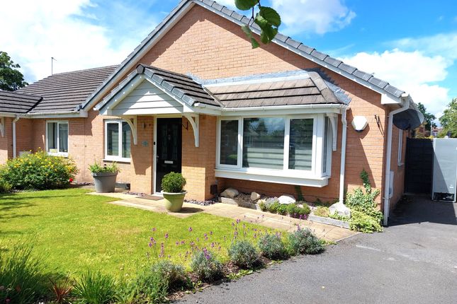 2-bed house on 10, Chanters Close, Manchester, £260,000