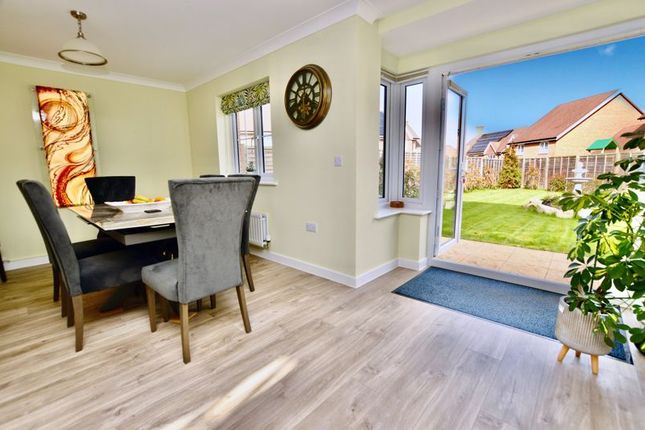 Detached house for sale in Somerset Close, Elstead, Godalming