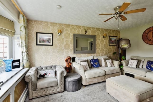 4, Rachel Grove, Stoke-on-Trent photo 4