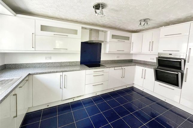 End terrace house to rent in Evenwood, Skelmersdale, Lancashire