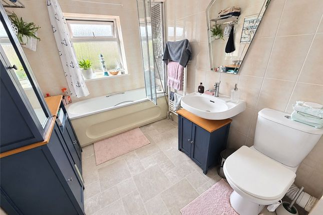 2, Longbury Close, Kent photo 4