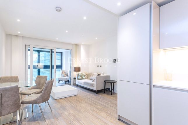Thumbnail Flat to rent in Wiverton Tower, Aldgate Place, 4 New Drum Street, Aldgate