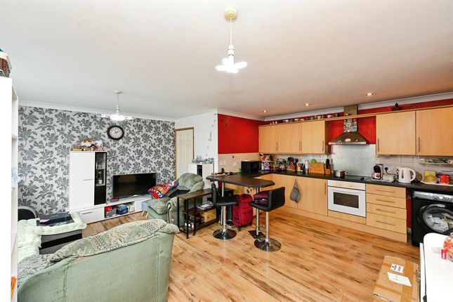 1, Bruce Court, Wisbech photo 2
