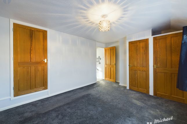 Semi-detached house for sale in Chantry Road, Aylesbury