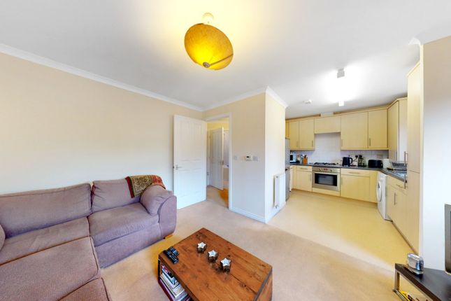 Flat for sale in Glandford Way, Romford