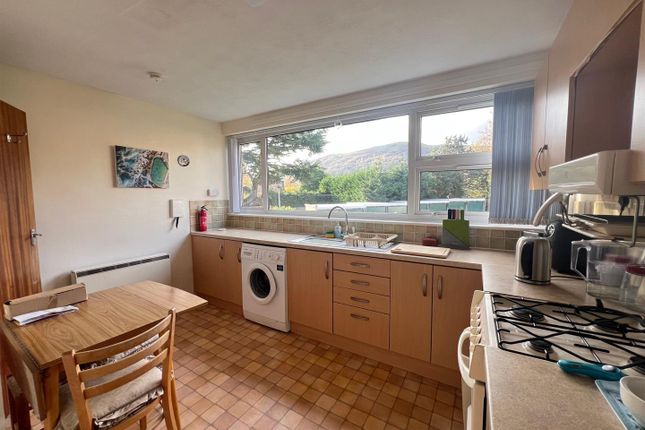 10, Chestnut Court, Avenue Road, Malvern photo 4
