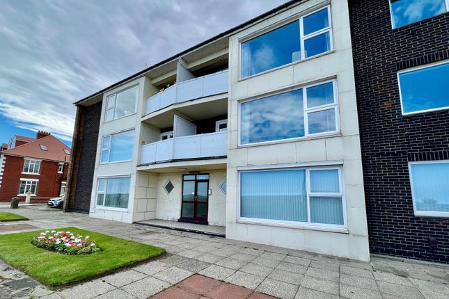 Thumbnail Flat to rent in Links Court, Whitley Bay