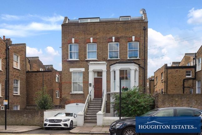 Thumbnail Flat for sale in Coomassie Road, London