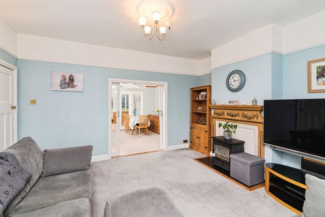 4, Upper Avenue, Halesworth photo 3