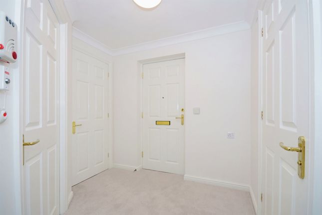 Property for sale in Holtsmere Close, Garston, Watford