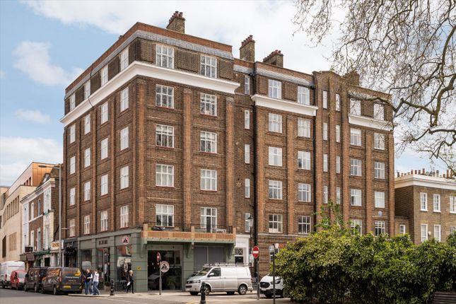 Flat for sale in Paultons Square, Chelsea, London SW3.