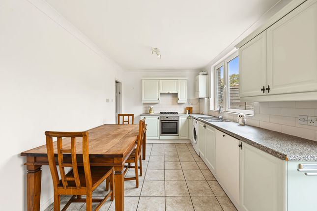 5, Clarence Crescent, London photo 4