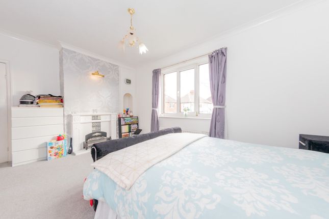 Detached house for sale in Cardinal Road, Beeston, Leeds