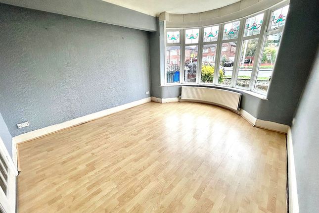 905 Kingsway, Manchester photo 2