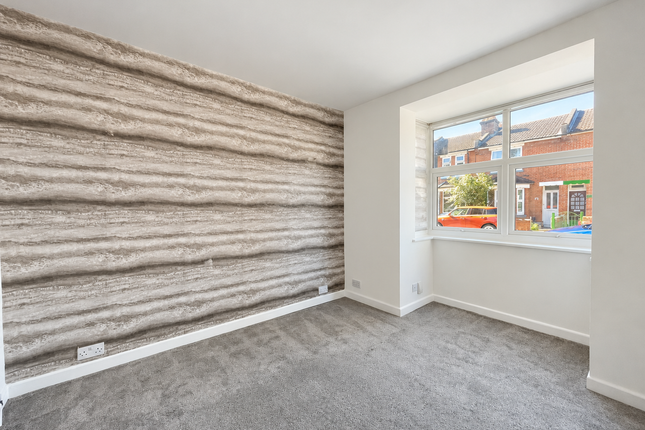 236a, High Street, Eastleigh photo 3