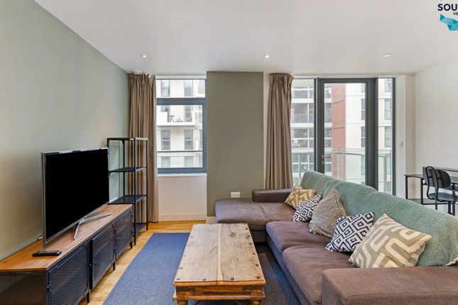 Titian Heights, 12 Scarlet Close, London photo 4