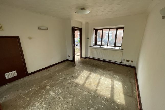 7, Thrift Street, Irchester photo 3