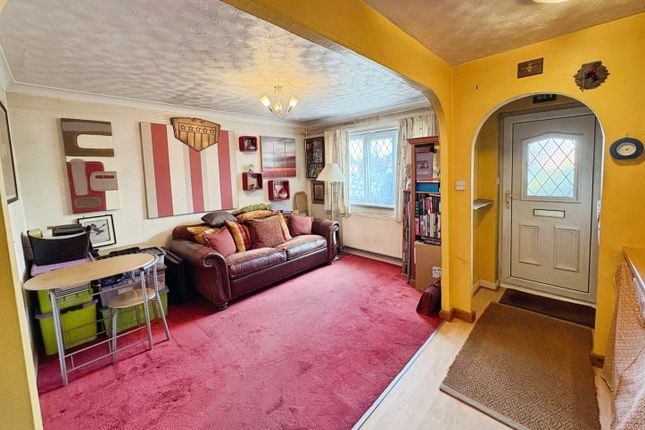 44, Elsham Crescent, Lincoln photo 3
