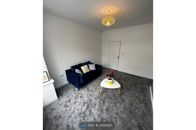 Flat, Milton Grove, Manchester photo 3