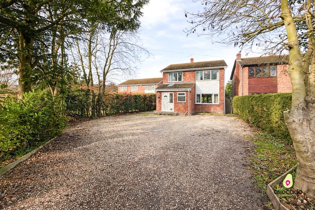 2 Pond House Estate, Sutton, Norfolk photo 2