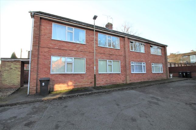 Thumbnail Flat for sale in Barratt Close, Stoneygate, Leicester