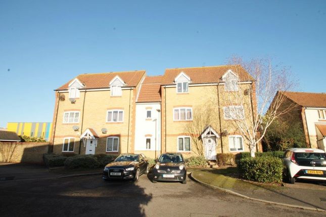 Thumbnail Flat for sale in Putney Gardens, Chadwell Heath