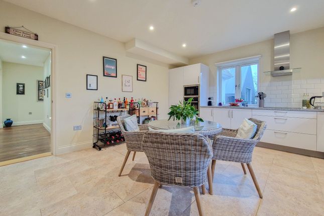 4 Cartref Apts La Rue Du Froid Vent, St. Saviour, Jersey photo 3