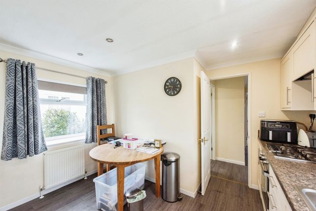 Mobile/park home for sale in The Firs, Rushbrooke Lane, Bury St. Edmunds