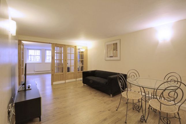 Flat to rent in Middlesex Street, London