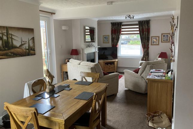 Sunnyside, Fore Street, Cullompton photo 4