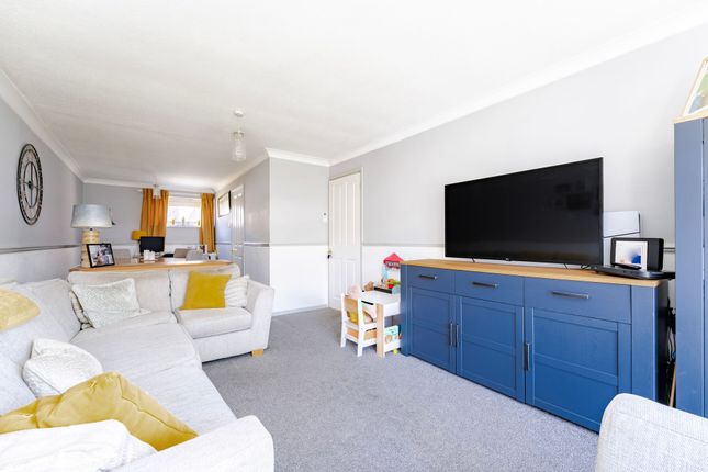296 St. Johns Way, Thetford photo 4