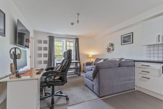 Apt 6, Cwrt-Yr-Hywaid Duckpool Road, Newport photo 4