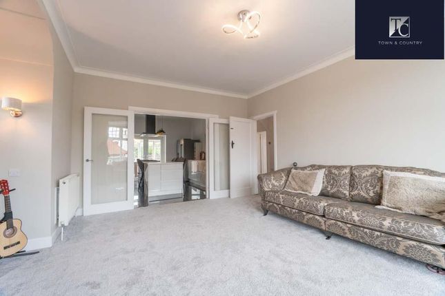 13, Wardlaw Road, Bearsden photo 4