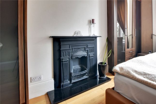 Flat for sale in Eliot Hill, Lewisham, London