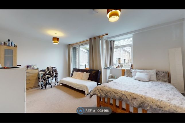 Thumbnail Flat to rent in Clapham Manor Street, London