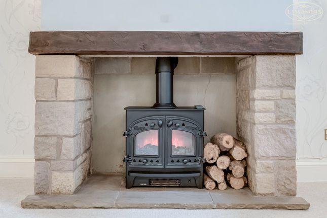 Reception Room 1 Feature