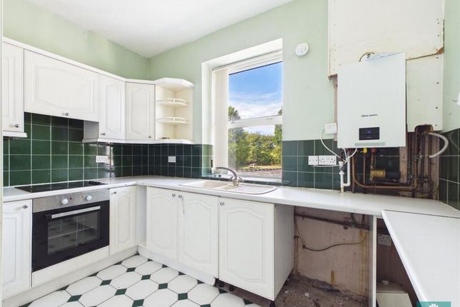 Flat 8 The Hawthorns, Arncliffe Rise, Manchester photo 5