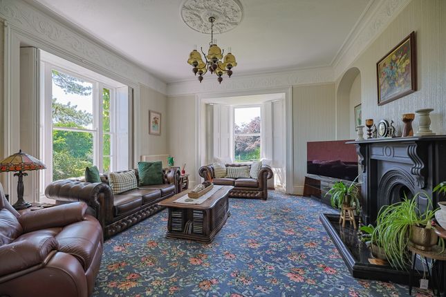 Highfield House, Tyisha Road, Llanelli photo 4