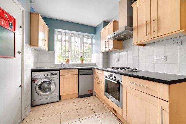 Flat for sale in Barons Keep, Gliddon Road, Court