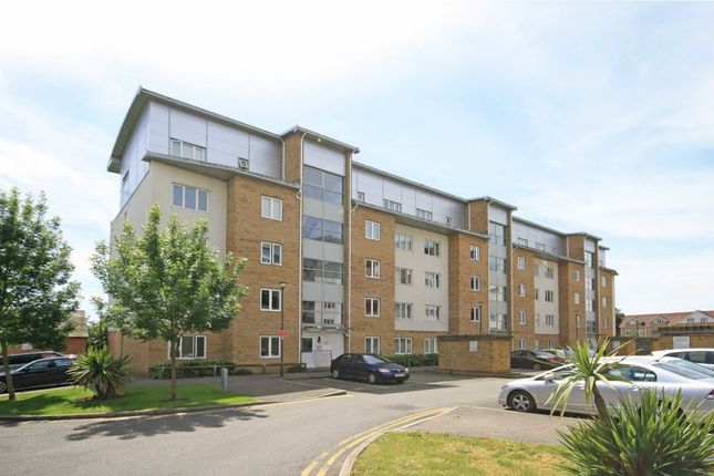 Thumbnail Flat to rent in Primrose Place, Isleworth