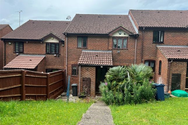 2-bed house on 14 Greenacres, Green Hill, HIGH WYCOMBE, £240,000