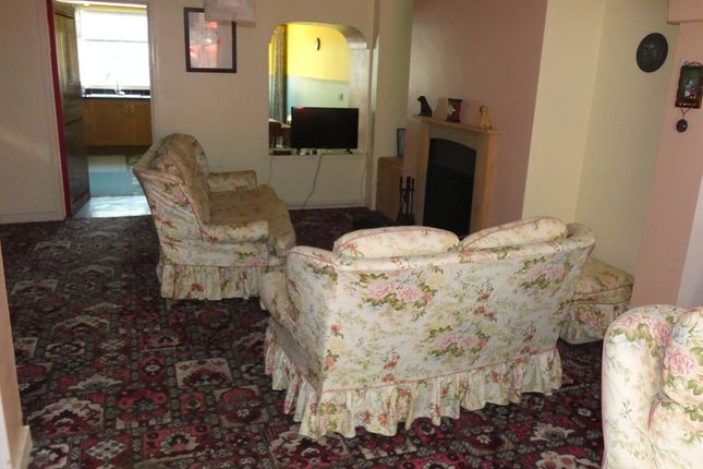 3, Ynys-Arwed Cottages, Abergarwed photo 3